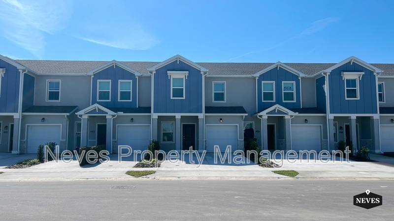House for rent at 2562 Skyline Loop, Kissimmee, FL 34758