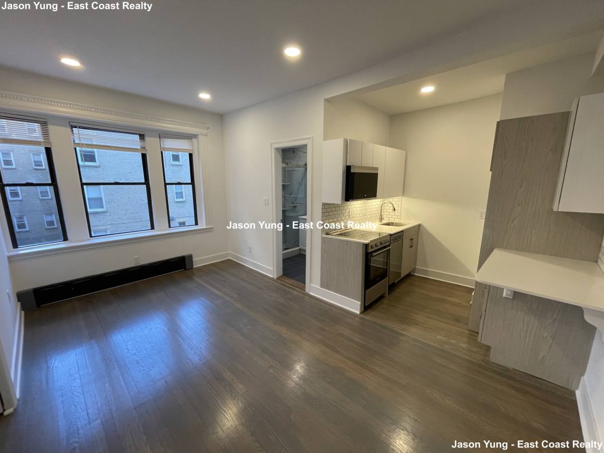 Apartment for rent at 11 Queensberry St #16, Boston, MA 02215