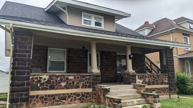 House for rent at 201 Washington Ave #1, Lorain, OH 44052