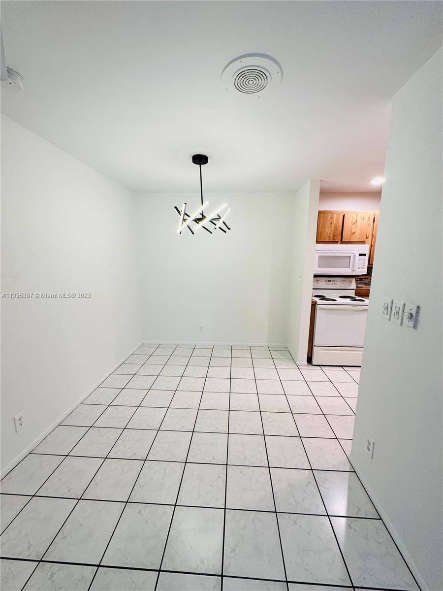 Apartment for rent at 2601 Riverside Dr #8, Coral Springs, FL 33065