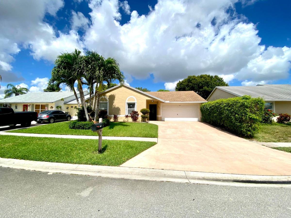 House for rent at 5314 Blueberry Hill Ave, Lake Worth, FL 33463