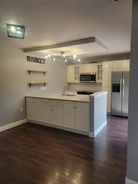 Townhouse for rent at 727 7th Way, West Palm Beach, FL 33407