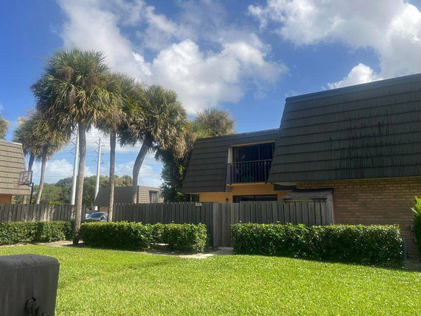 Townhouse for rent at 3124 31st Way, West Palm Beach, FL 33407