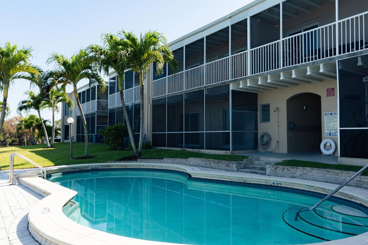 Apartment for rent at 600 Southwind Circle #11, North Palm Beach, FL 33408