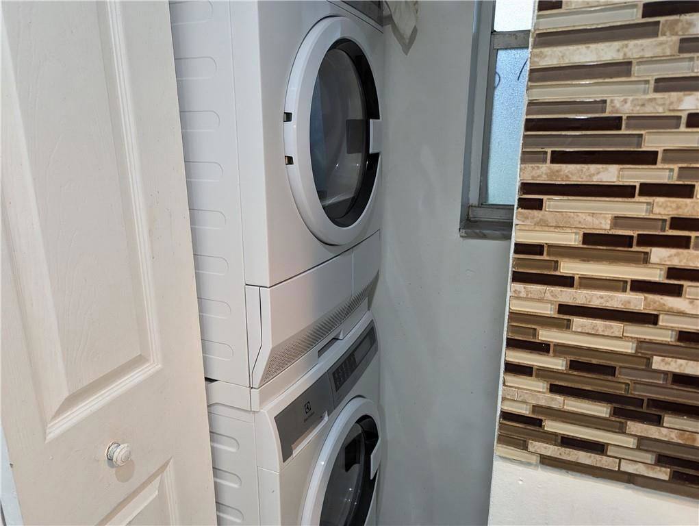 Apartment for rent at 8000 Fairview Dr #102, Fort Lauderdale, FL 33321