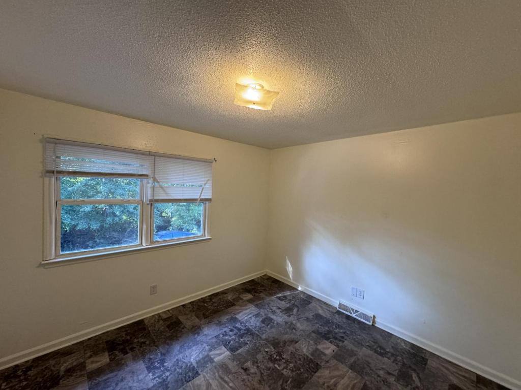 Apartment for rent at 1133 Conley St, Winston Salem, NC 27127