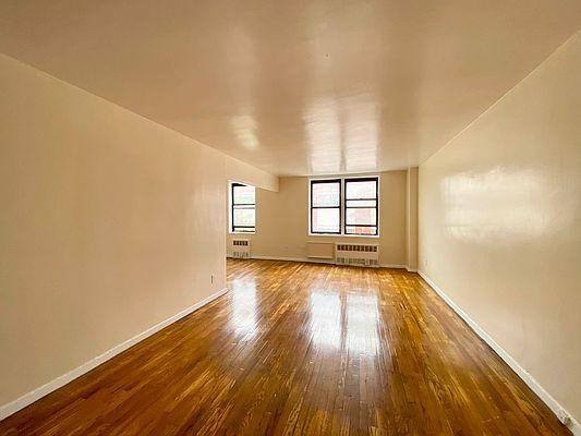 Apartment for rent at 3255 Randall Ave #4G, Bronx, NY 10465