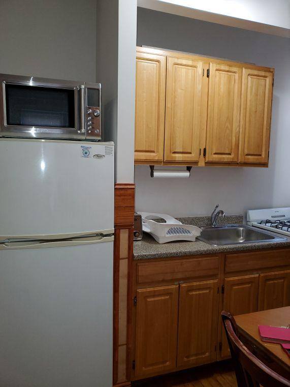 Apartment for rent at 424 E 13th St #5, New York, NY 10009