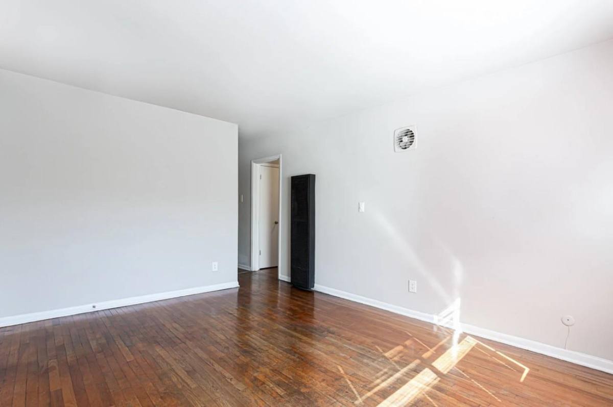 Apartment for rent at 1295 West, 1295 Donnelly Ave SW, Atlanta, GA 30310