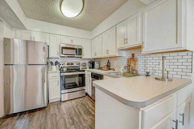 Apartment for rent at 2801 Park Center Dr, Alexandria, VA 22302