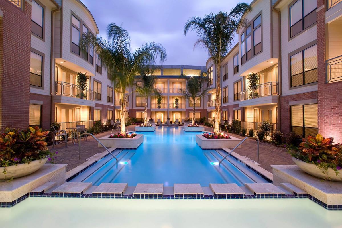 Apartment for rent at Ventura Lofts Apartment Homes, 2401 S Gessner Rd, Houston, TX 77063