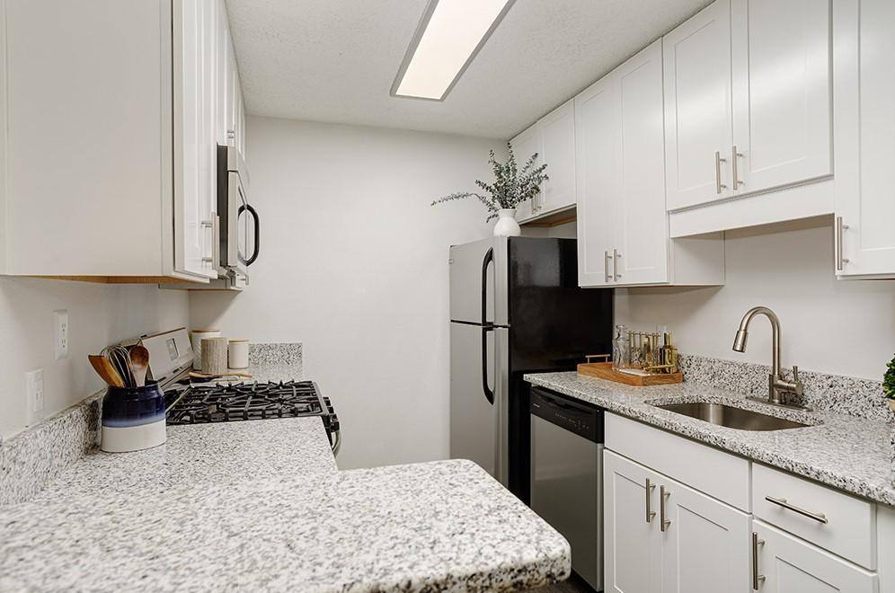 Apartment for rent at 150 Rockberry Lane, Alpharetta, GA 30005