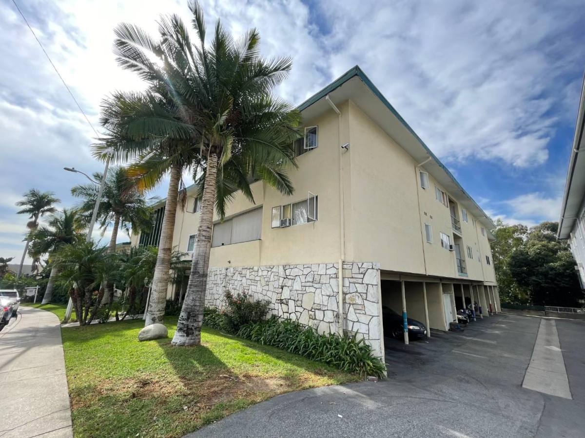 Apartment for rent at Tropical Gar, 1675 Amberwood Dr, South Pasadena, CA 91030