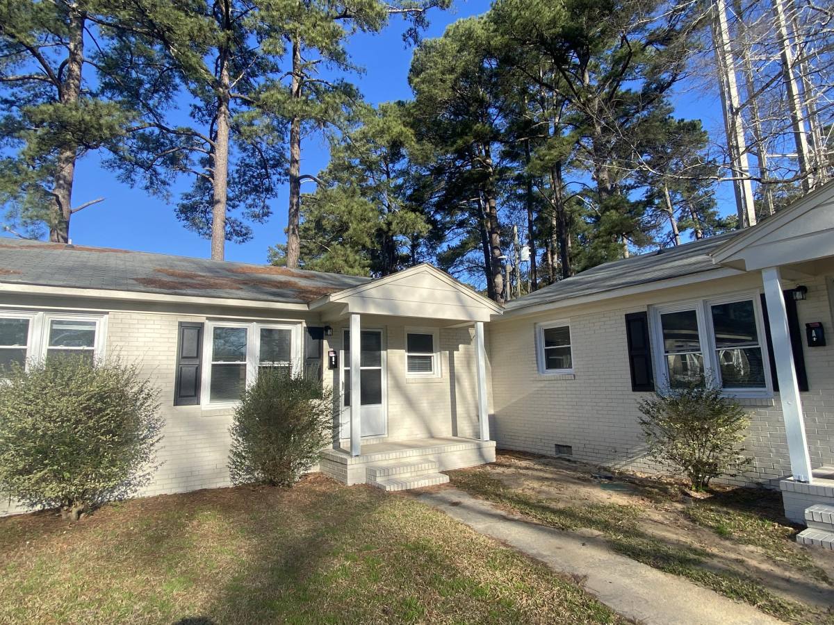 House for rent at 1918 Millan Dr, Fayetteville, NC 28305