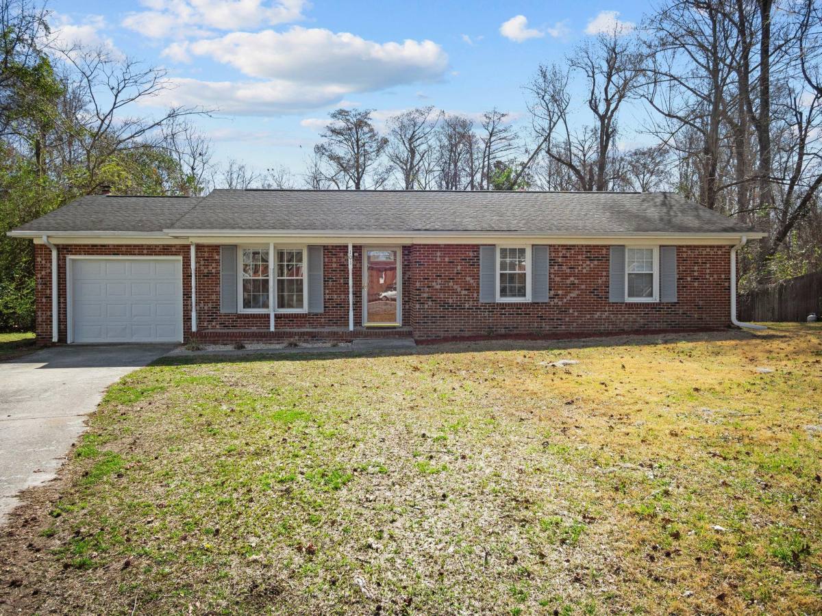 House for rent at Brook Valley, 101 Quality Lane, Jacksonville, NC 28540
