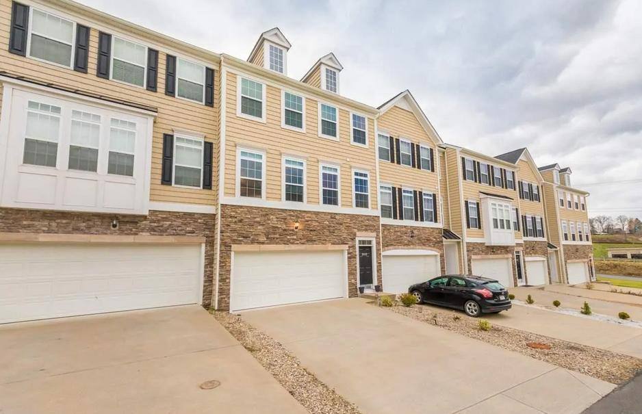 House for rent at Suncrest Village, 3910 Sun Way, Morgantown, WV 26505