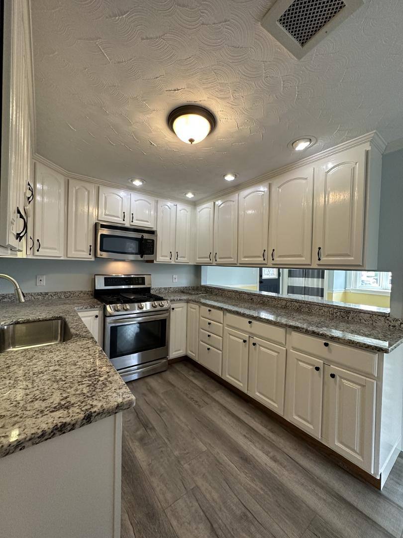 Apartment for rent at 154 S Main St, Acushnet, MA 02743