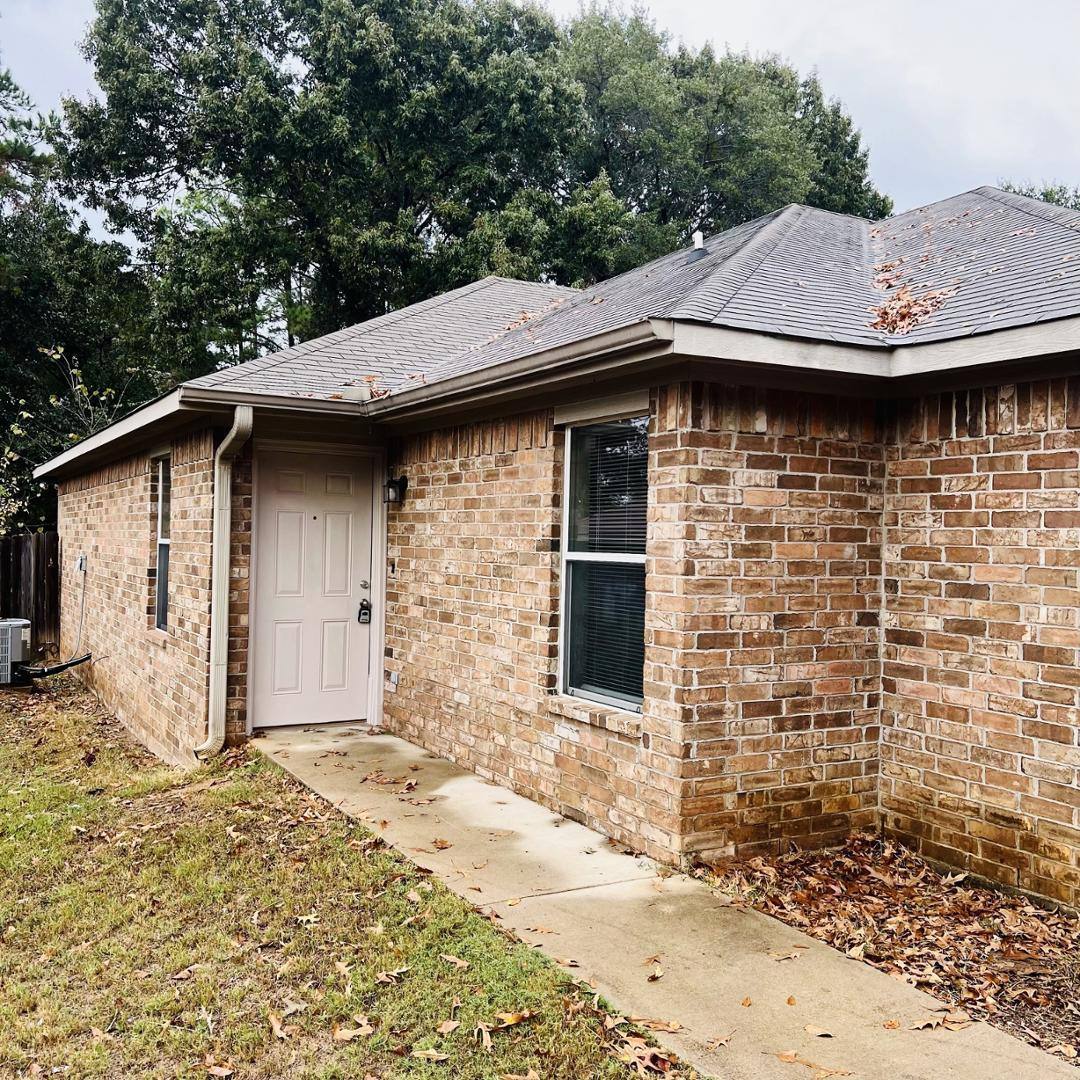 House for rent at 15502 Cr1148, Tyler, TX 75704