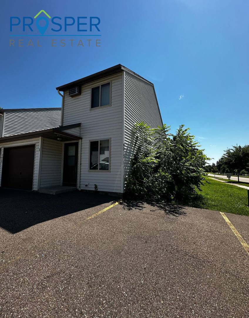 Apartment for rent at 4517 Fairfax St, Eau Claire, WI 54701