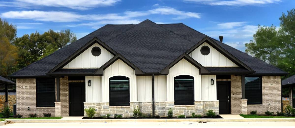 Townhouse for rent at 2151 E Grande Blvd, Tyler, TX 75703