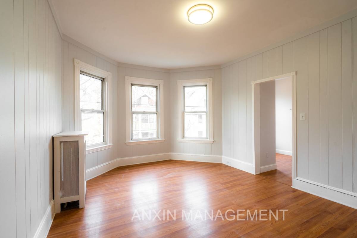 Apartment for rent at 298 Brookline St #2, Cambridge, MA 02139