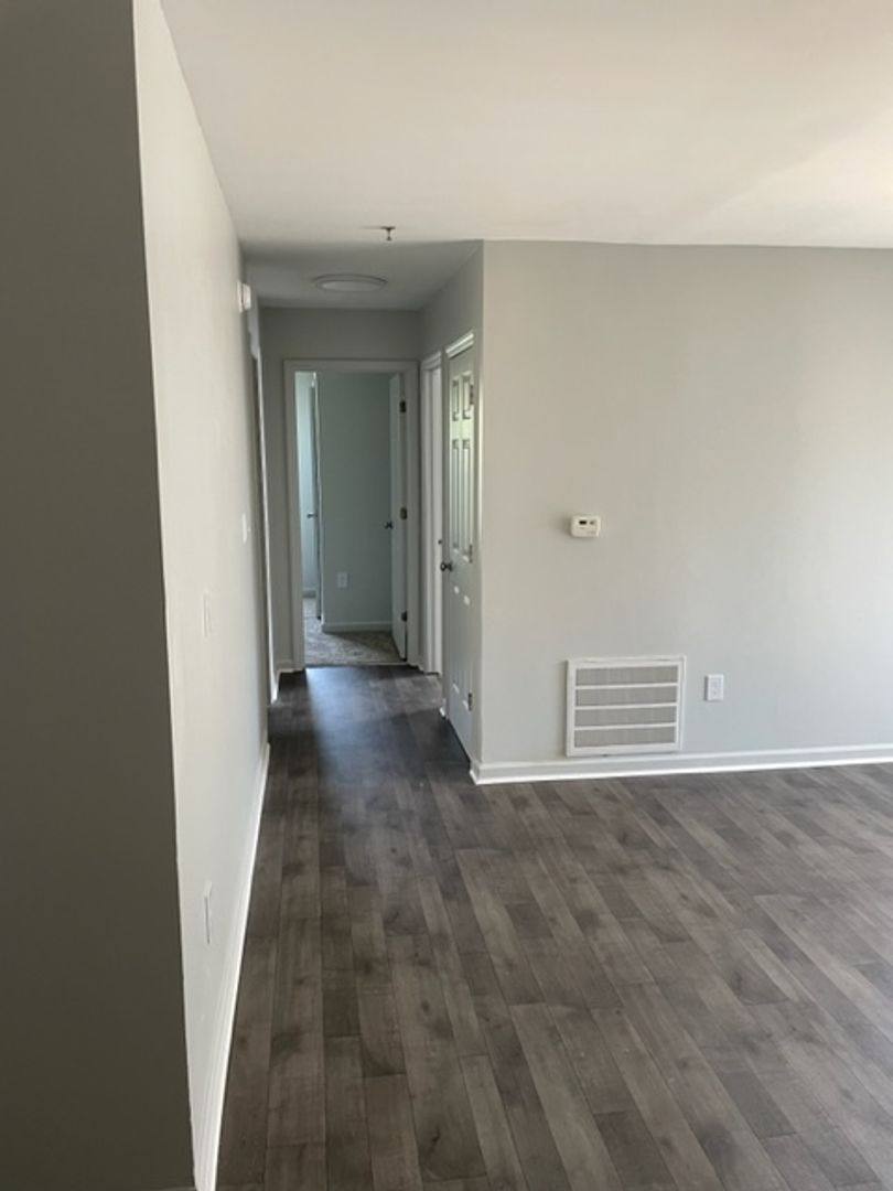 Apartment for rent at 881 Powell Dr, South Hill, VA 23970