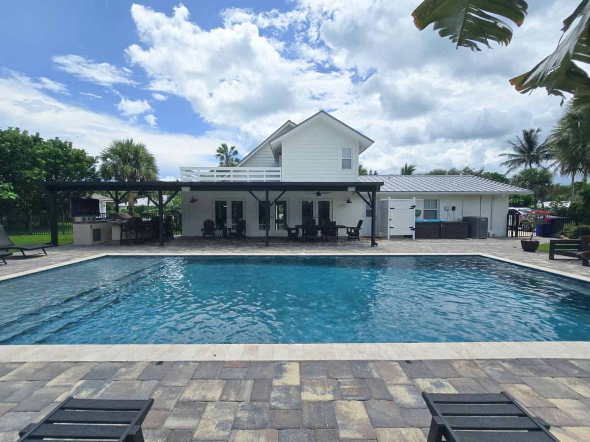 House for rent at 2180 Captains Walk, Vero Beach, FL 32963