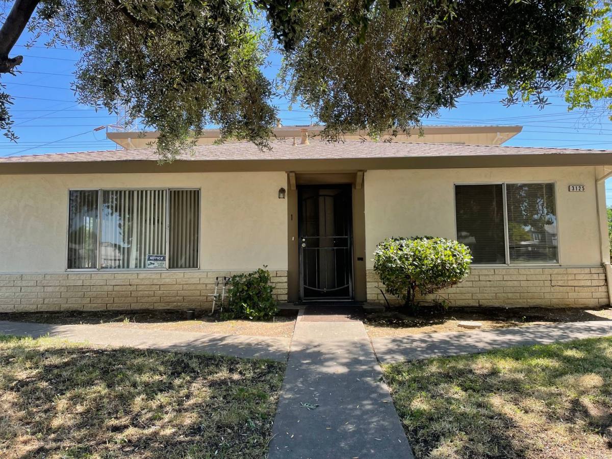 Apartment for rent at 3125 Occidental Dr, Sacramento, CA 95826