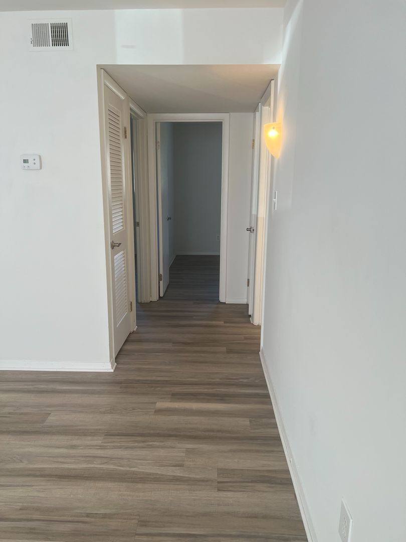Apartment for rent at 17 Middlesex Rd, Newport News, VA 23606