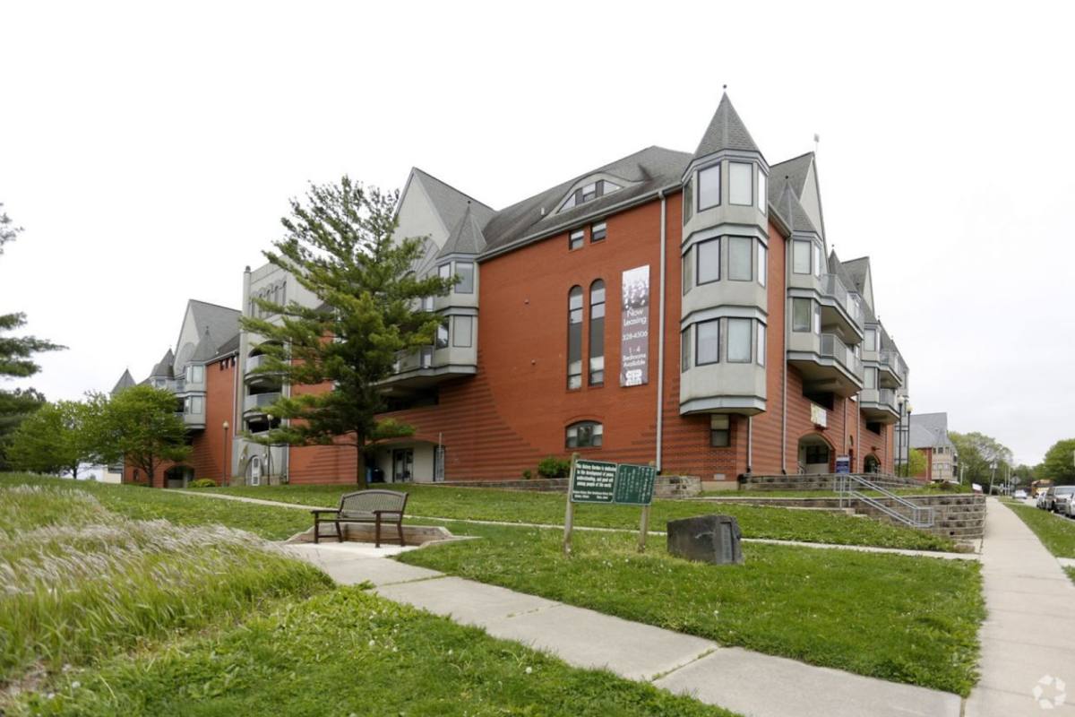 Apartment for rent at 1102 E Colorado Ave, Urbana, IL 61801