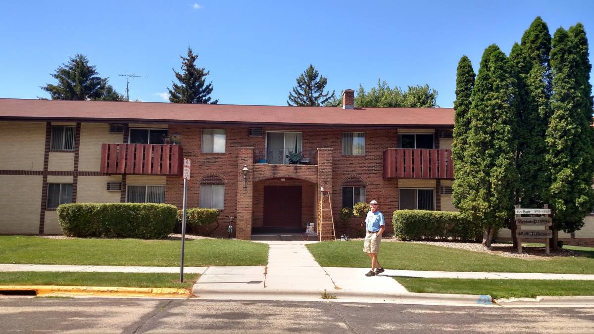 Apartment for rent at 1709 Jefferson St, New Holstein, WI 53061