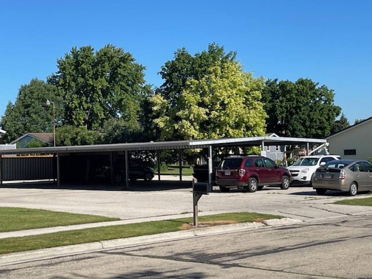 Apartment for rent at 1709 Jefferson St, New Holstein, WI 53061