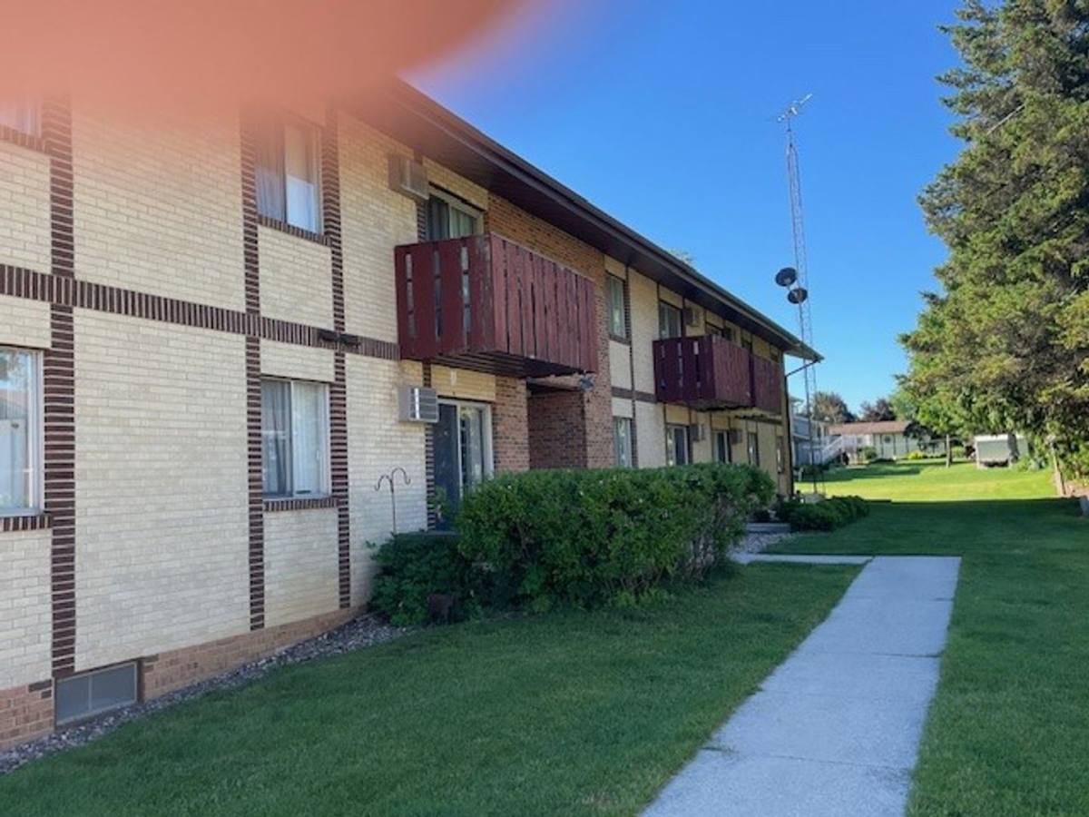Apartment for rent at 1709 Jefferson St, New Holstein, WI 53061