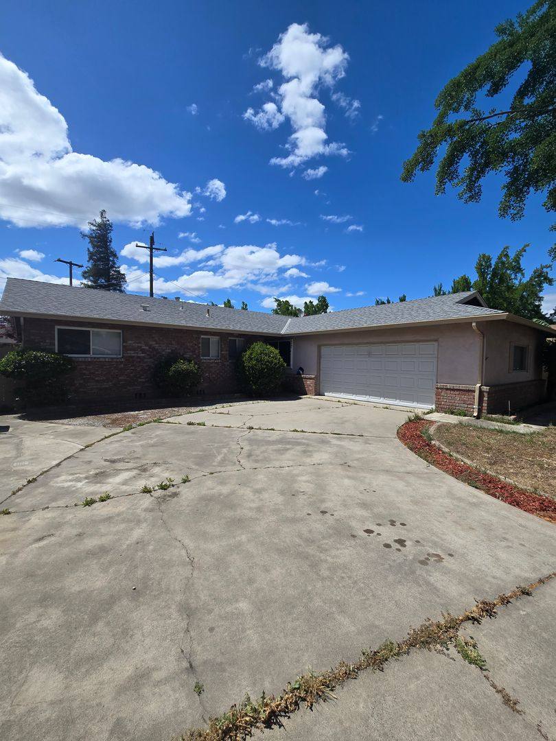House for rent at 1021 Orchid Ave, Modesto, CA 95355