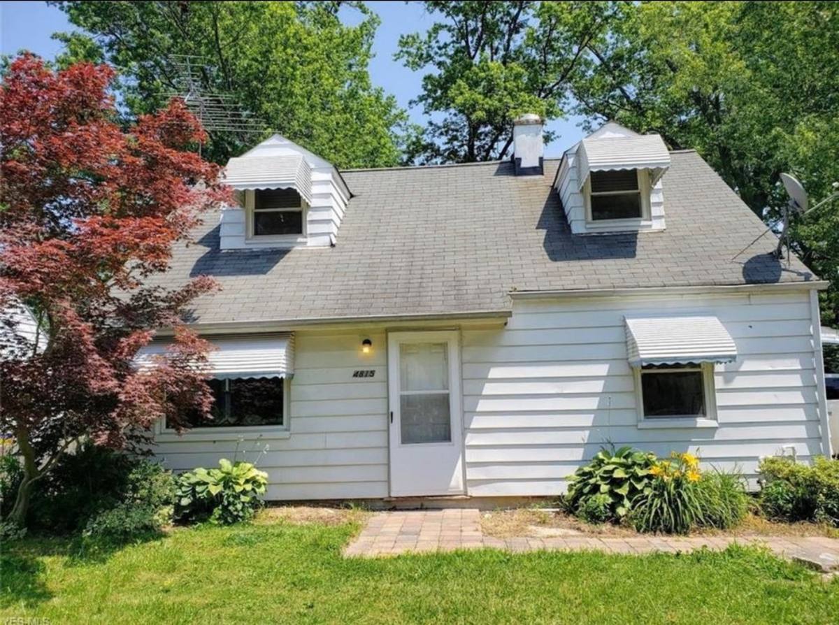 House for rent at 4815 Orchard Rd, Mentor, OH 44060