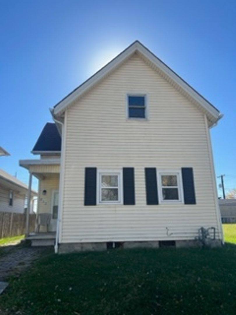 Apartment for rent at 313 E Franklin St, Evansville, IN 47713
