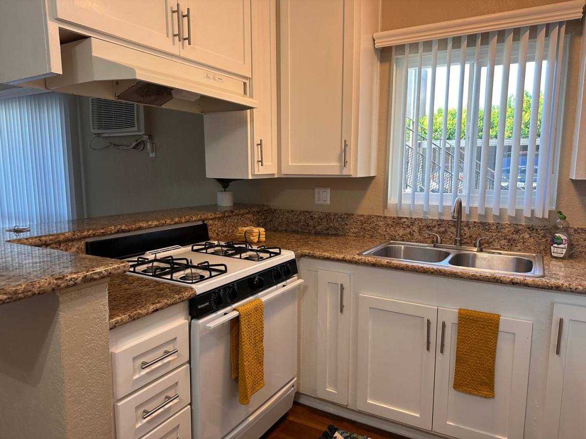 Apartment for rent at 8115 Imperial Highway, Downey, CA 90242
