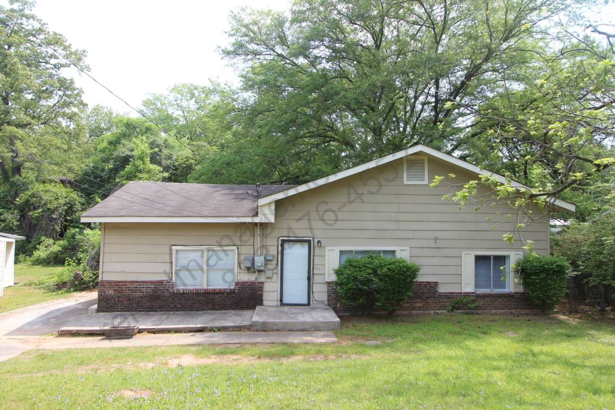 House for rent at 237 McCormick Ave, Birmingham, AL 35215