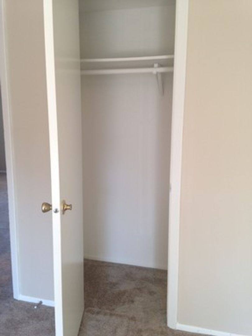 Bel Court, 2306 Village Court, Omaha, NE 68144 - Apartment for Rent - Image 11