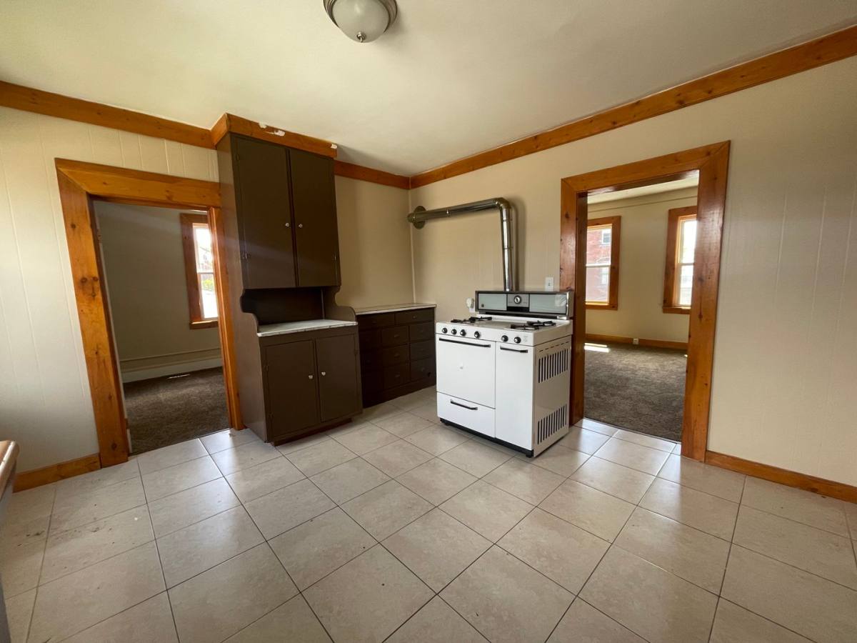 Apartment for rent at 309 Hampden St, Holyoke, MA 01040