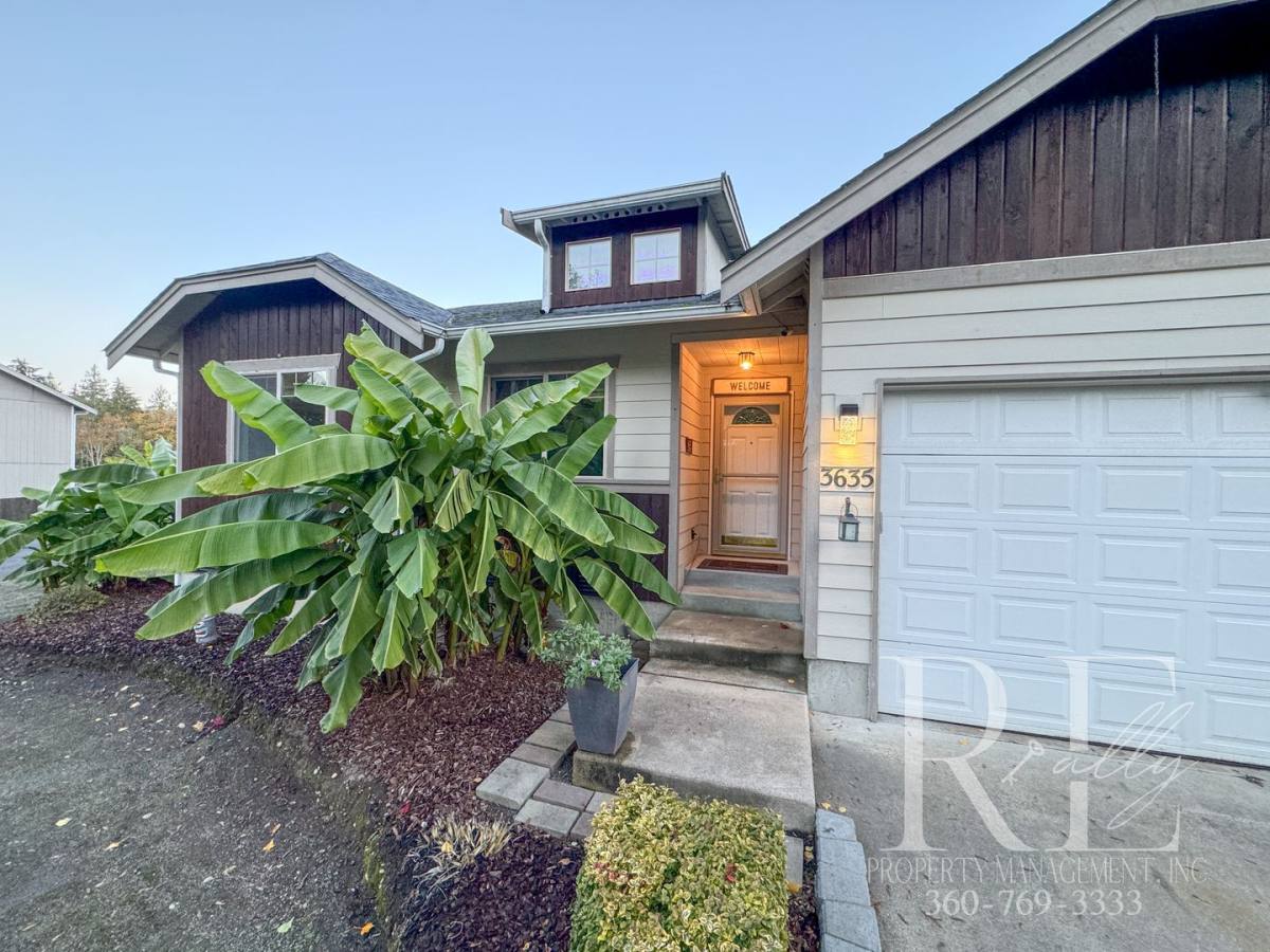 House for rent at 3635 Nevada Ave E, Port Orchard, WA 98366