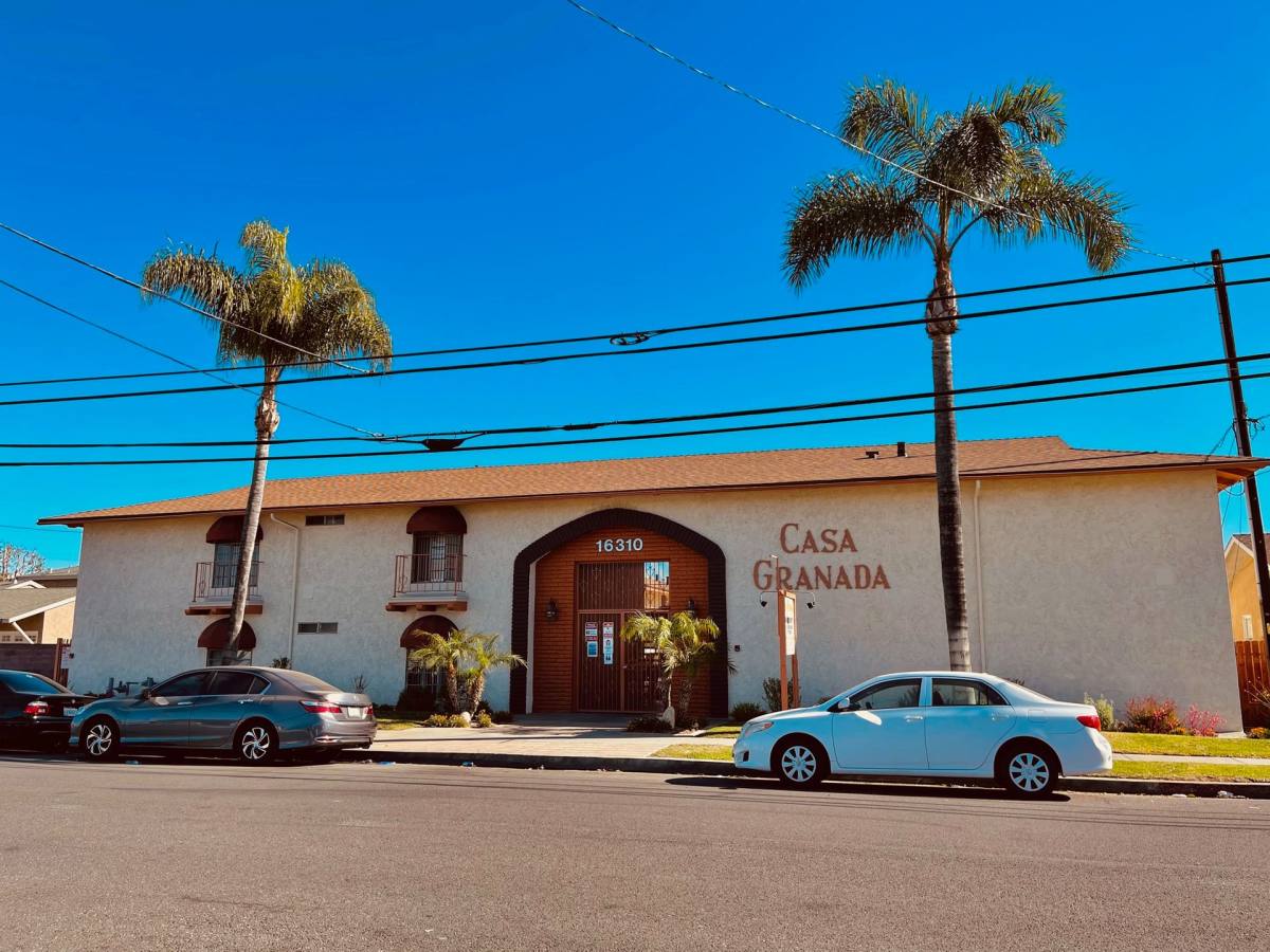Apartment for rent at 16310 Cornuta Ave, Bellflower, CA 90706
