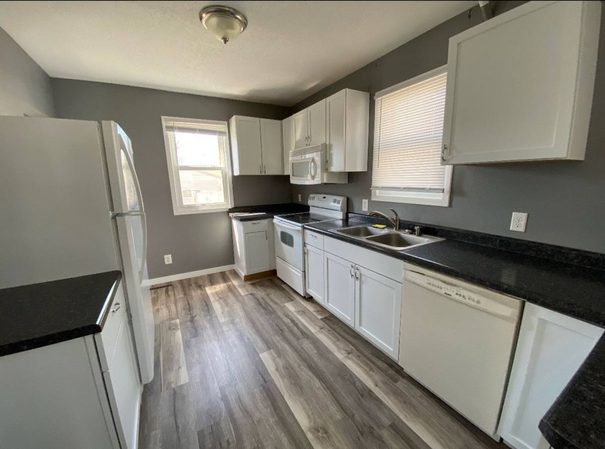 518 N 14th St, Bismarck, ND 58501