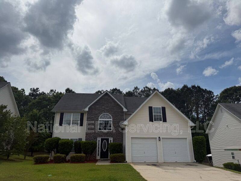 House for rent at 246 Millstone Dr, Hampton, GA 30228