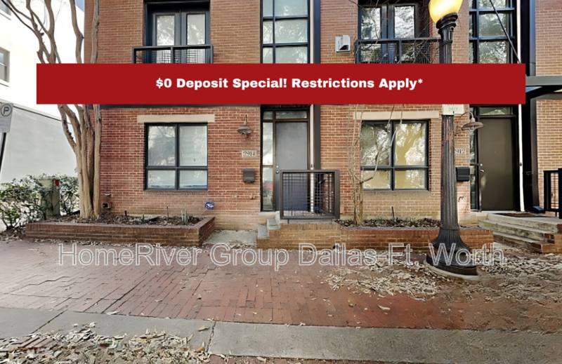 Townhouse for rent at 2914 Woodside St, Dallas, TX 75204