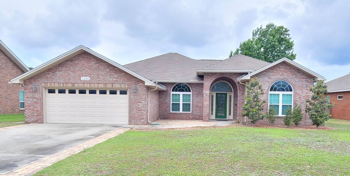 House for rent at 1224 Huntington Ridge Rd, Lynn Haven, FL 32444