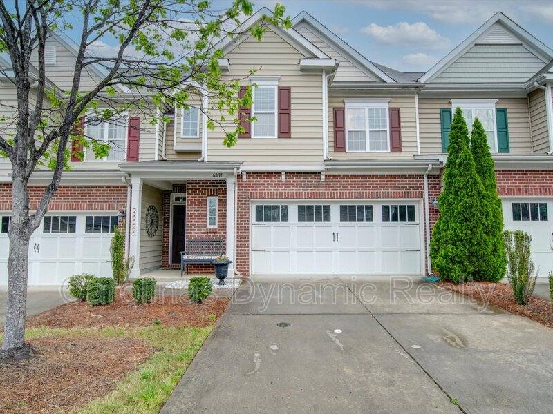 Townhouse for rent at 6831 Maricopa Rd, Charlotte, NC 28277