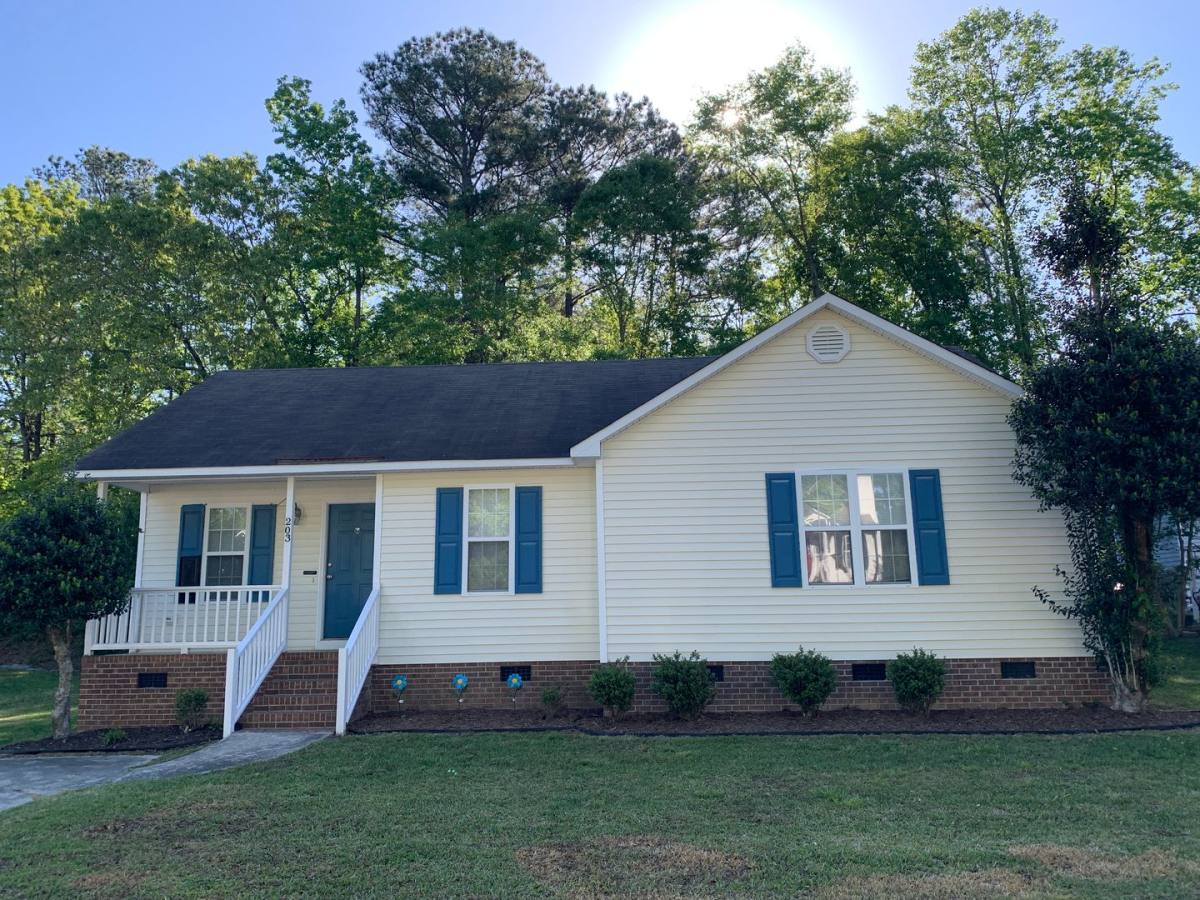 House for rent at 203 Garrison Ave, Clayton, NC 27520