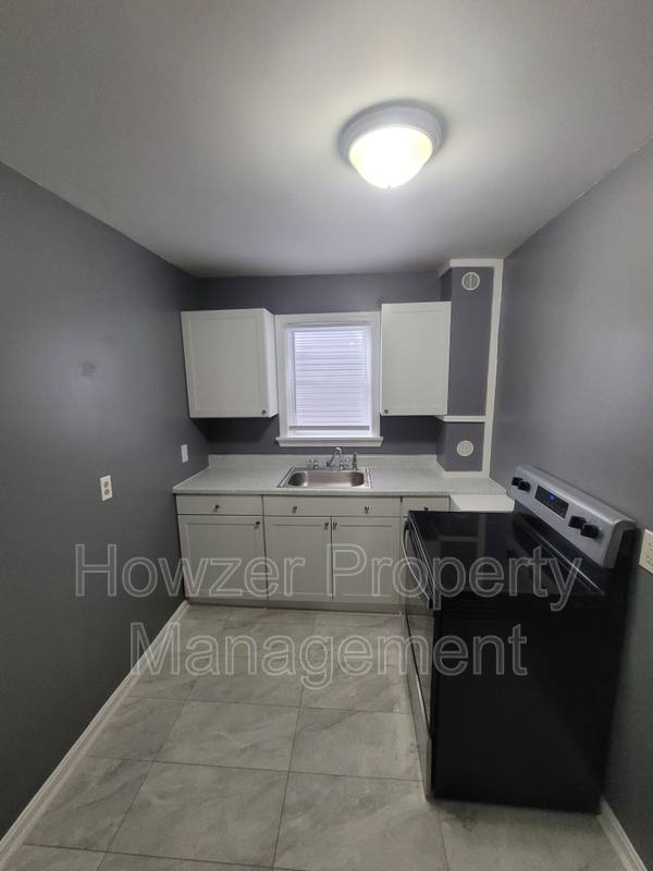 Apartment for rent at 106 Clark St #2, New Bedford, MA 02740