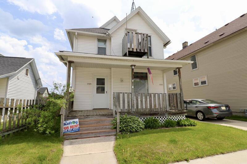 Apartment for rent at 1725 1727 S 12th St, Sheboygan, WI 53081